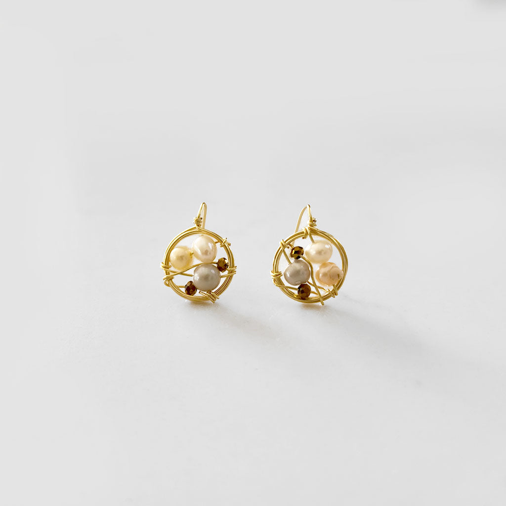 Small Circle Pearls Earrings