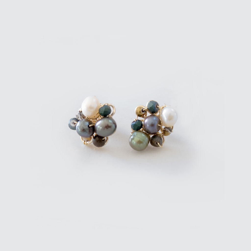 Dark Pearls Small Earrings